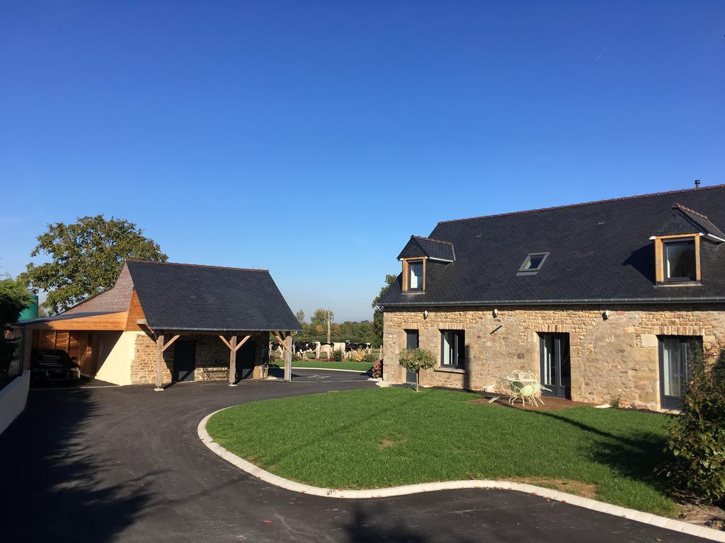 La Maison de Benjamin La Chapelle-Saint-Aubert Luaran gambar